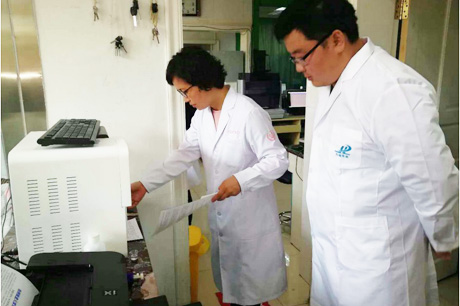 ����ҽԺΪ�γ��þ�½΢��Ԫ�ط����ǣ�